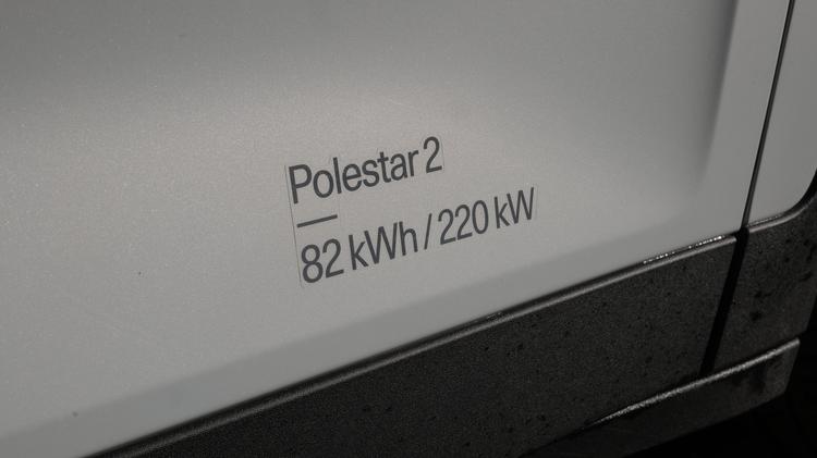 2_fastback_108721.jpg - 350kW 82kWh LR DM [Pilot/Plus/Perf] 5dr 4WD Auto