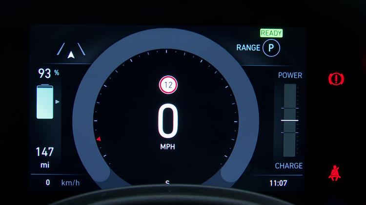 500_electric_hatchback_special_editions_105666.jpg - 70kW Red 24kWh 3dr Auto