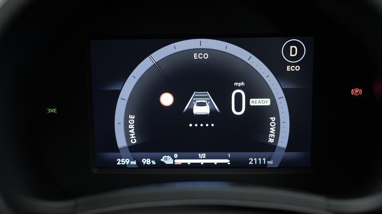 600e_electric_hatchback_110909.jpg - 115kW Red 54kWh 5dr Auto [17" Alloy]