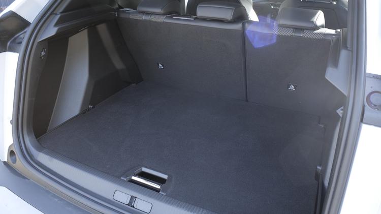 e_2008_electric_estate_109930.jpg - 115kW Allure 54kWh 5dr Auto