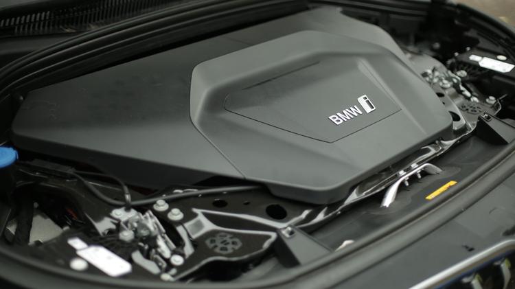 ix1_electric_estate_107774.jpg - 150kW eDrive20 xLine 65kWh 5dr Auto [Tech+]