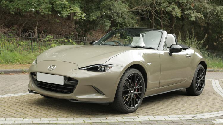 mx_5_convertible_75190.jpg - 1.5 [132] Prime-Line 2dr