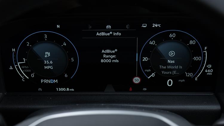 transporter_t30_lwb_diesel_63523.jpg - 2.0 TDI 110 Commerce Pro Van