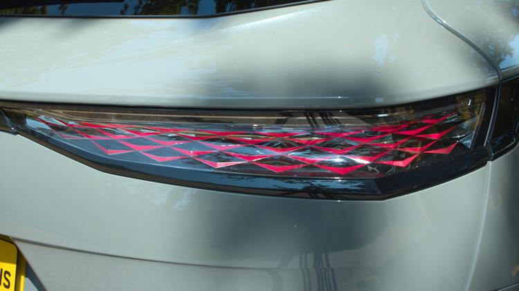 ds_7_hatchback_107796.jpg - 1.6 E-TENSE 4X4 Rivoli 5dr EAT8 [Pan Roof]