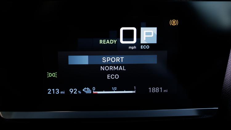 e_c4_x_electric_saloon_108557.jpg - 100kW E-Series 50kWh 5dr Auto