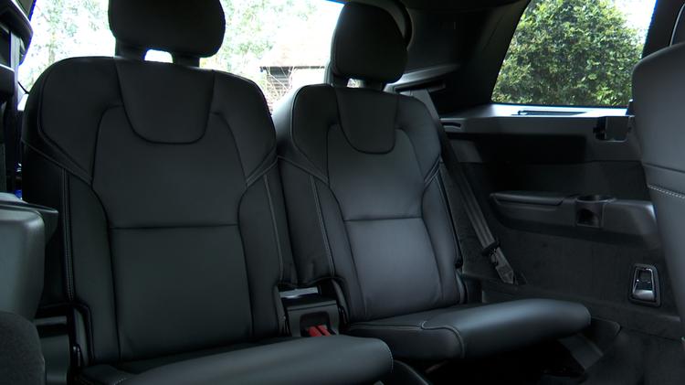 xc90_estate_70773.jpg - 2.0 T8 [455] RC PHEV Core Bright 5dr AWD Gtron
