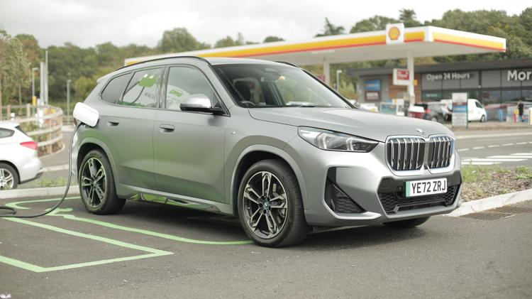 ix1_electric_estate_107774.jpg - 150kW eDrive20 xLine 65kWh 5dr Auto [Tech+]