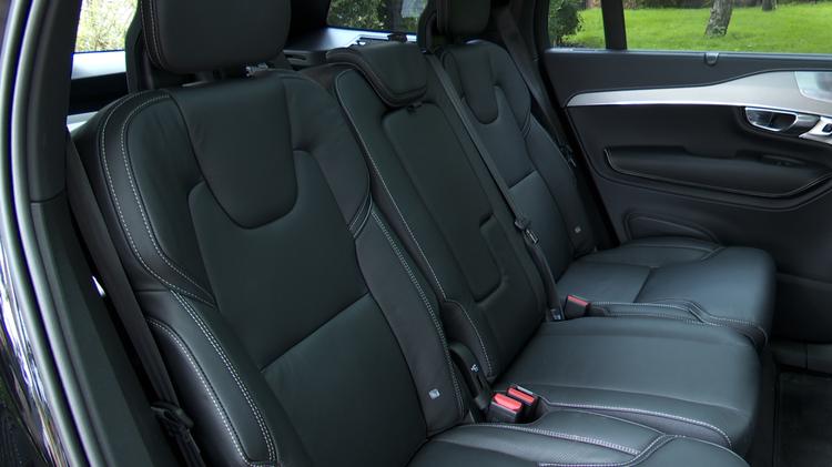 xc90_estate_70773.jpg - 2.0 T8 [455] RC PHEV Core Bright 5dr AWD Gtron